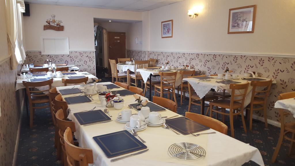 Hotel Tobermory 2*