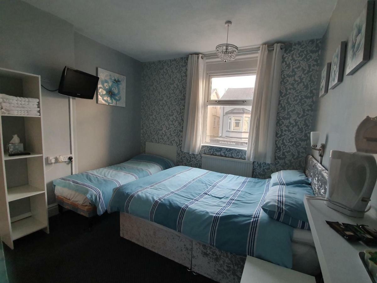 Tobermory Hotel 2*