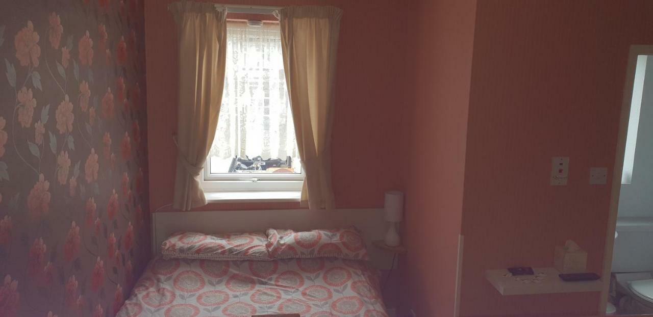 Tobermory Hotel 2*